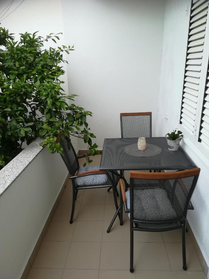 Filip 2 Otel Biograd Na Moru Dış mekan fotoğraf